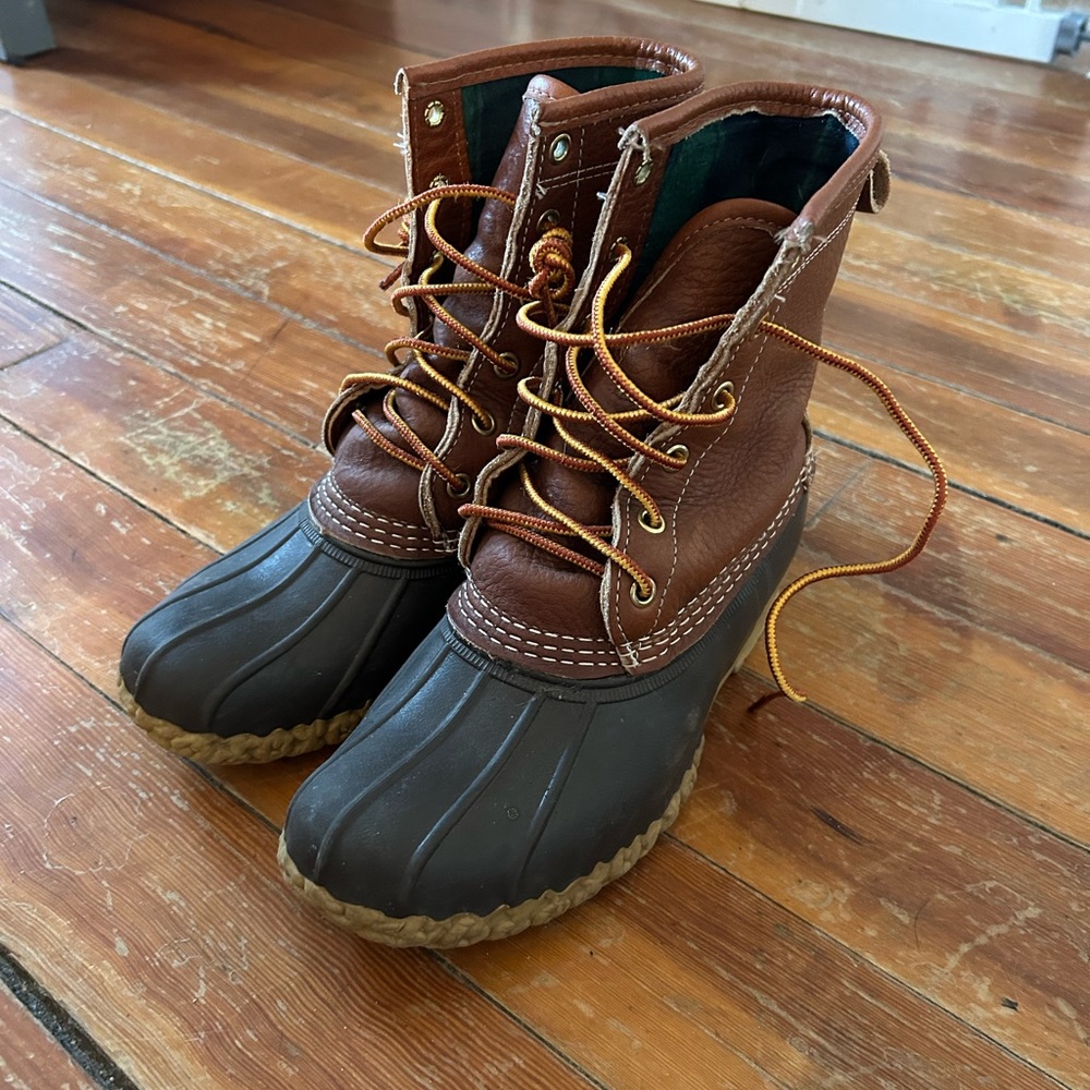 Lightly used LL Bean boots!
